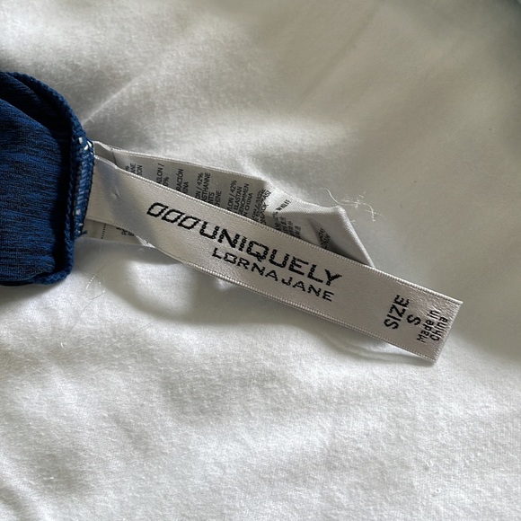 Lorna Jane Workout Top - Picture 3 of 4